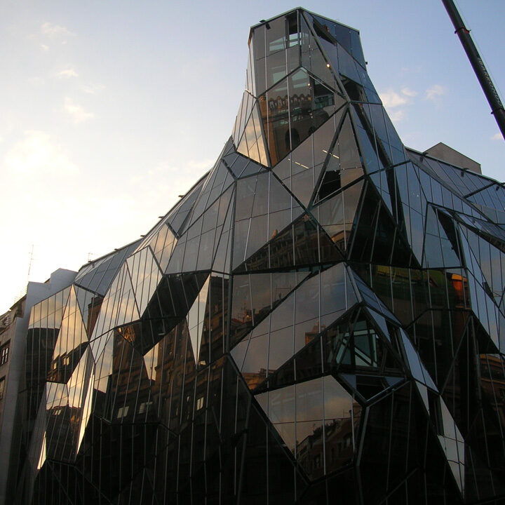 Edificio Sanidad Gobierno Vasco en Bilbao programación y la integración de la iluminación